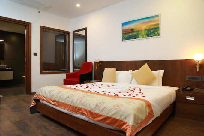 Hotel Sky Paradise Iritti Bagian luar foto