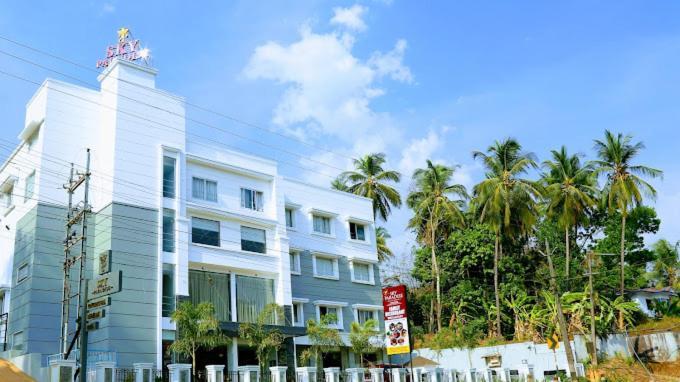 Hotel Sky Paradise Iritti Bagian luar foto
